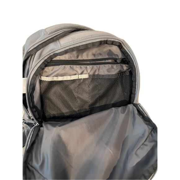 The North Face Jester Gray Backpack - Picture 3 of 4
